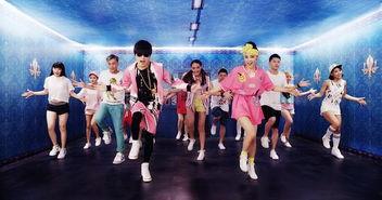 幼儿舞蹈踩踩踩视频,幼儿舞蹈“踩踩踩”欢乐瞬间